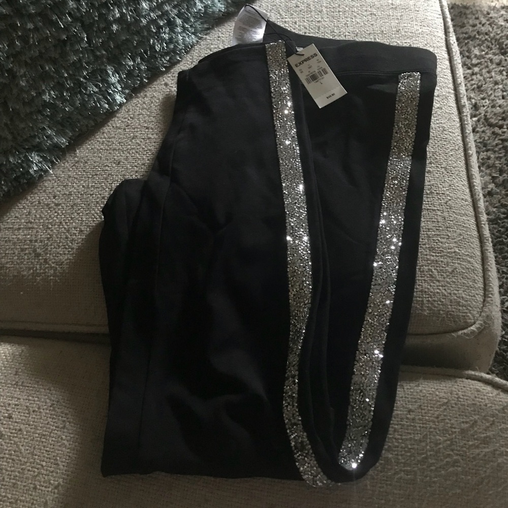 EXPRESS LEGGINGS ***SOLD***